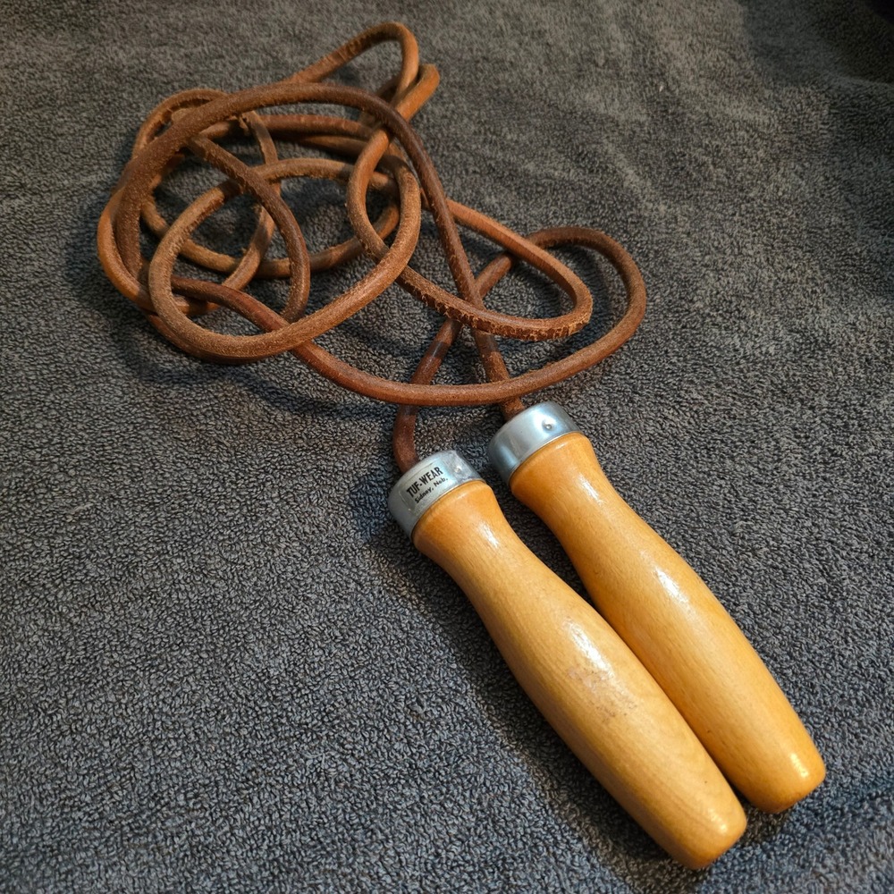 Tuf-Wear Jump Rope OS Leather Wood Boxing Fitness Brown Vintage Professional